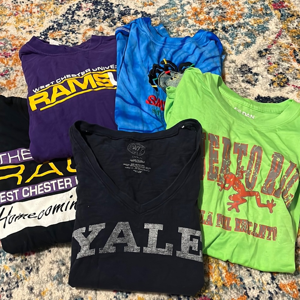 6 T shirts